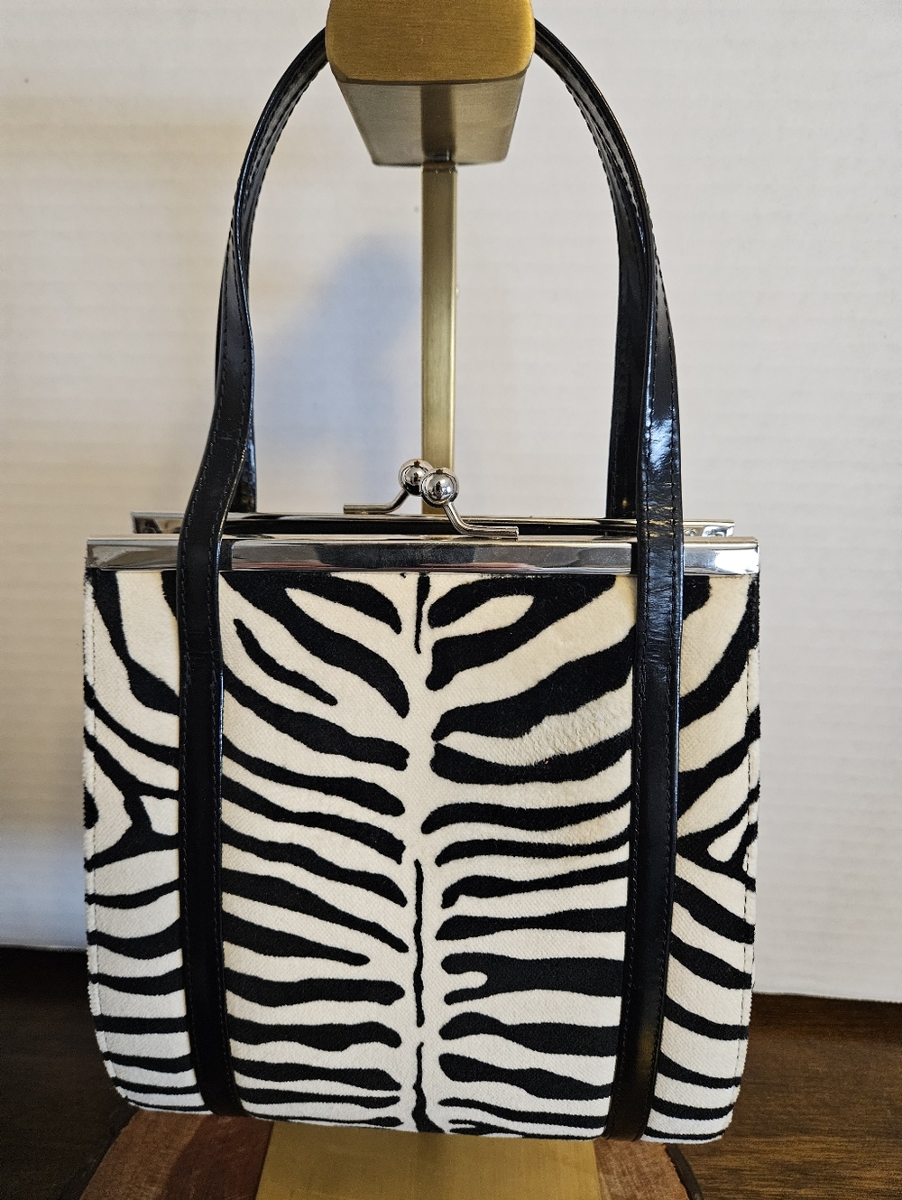 Vintage d' Ro~Too Italian Zebra Print Top Handle Purse W/Kiss Lock